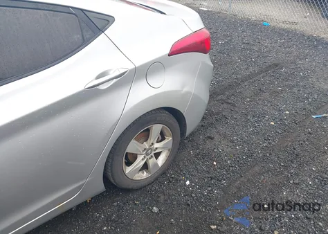 2013 Hyundai Elantra Gls (Ulsan Plant) из США, поврежденный, VIN KMHDH4AE8DU826990